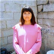 Ciao mi chiamo Cristiana e cerco lavoro come babysitter amo i bambini aiutarli nei compiti, prenderli da scuola e farli giocare